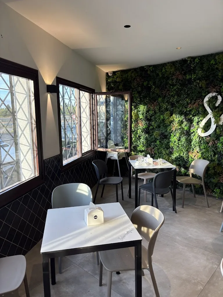 Restaurante La Salamanquilla_Illán de Vacas_slider_image_3