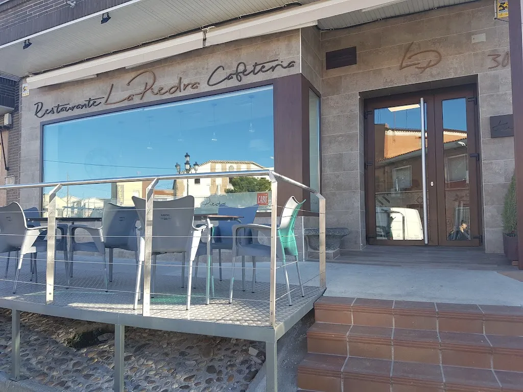 Restaurante La Piedra restaurant in Lominchar