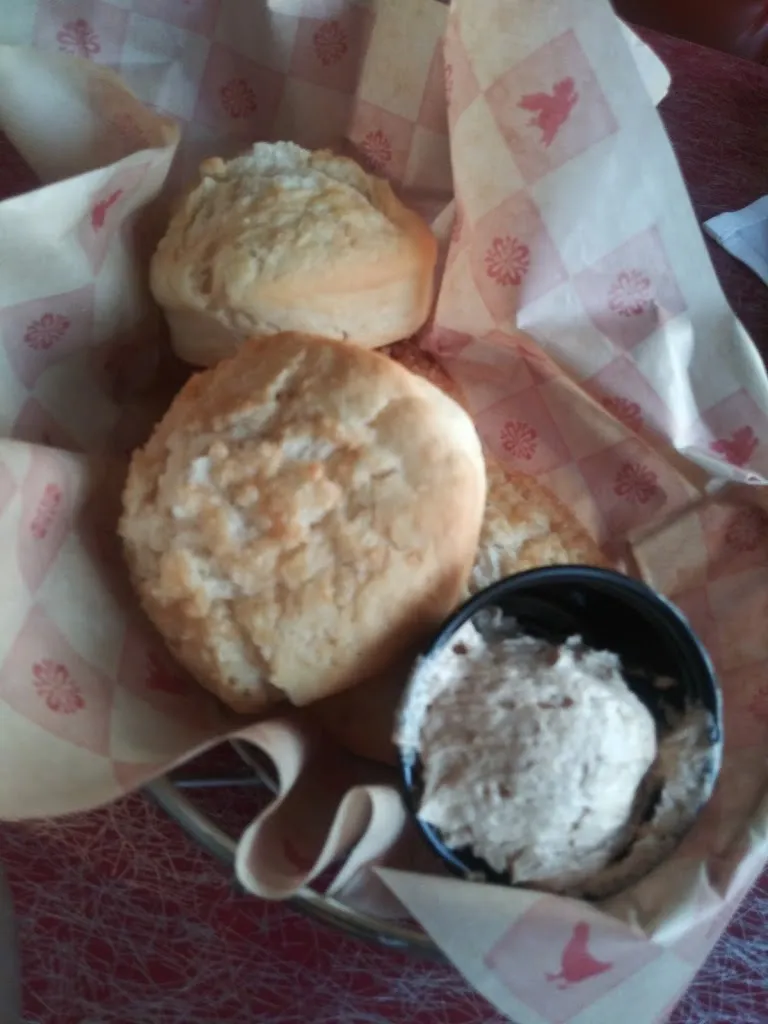 Menu_Lucille's Smokehouse Bar-B-Que_Lucillos_image_9