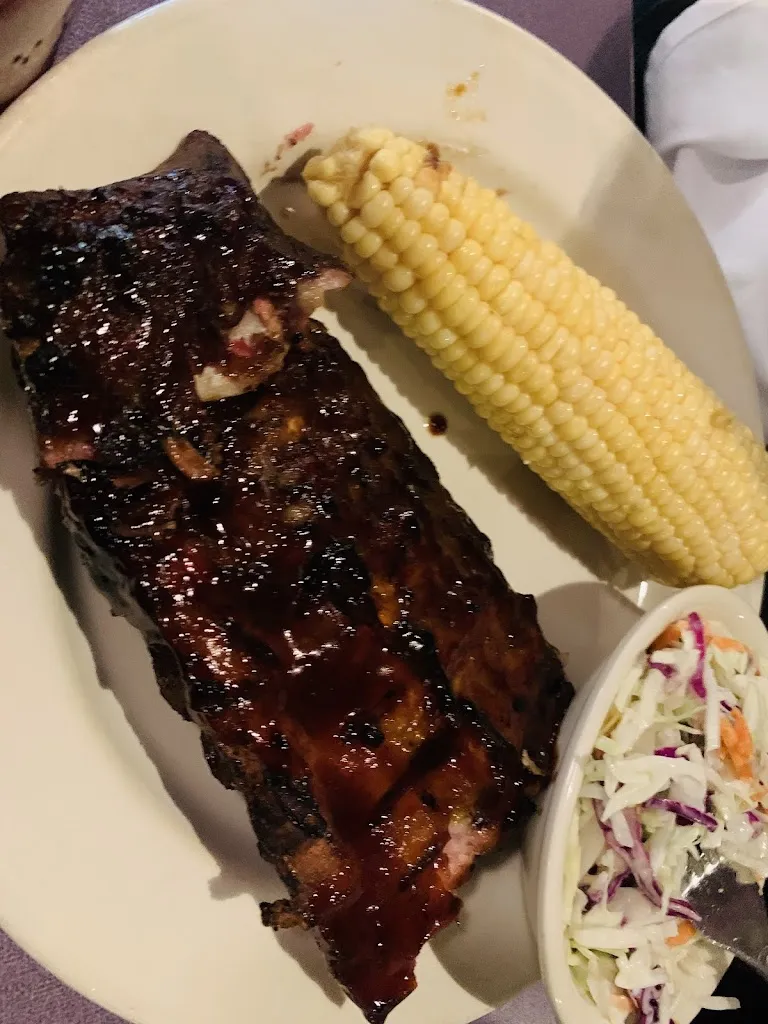 Menu_Lucille's Smokehouse Bar-B-Que_Lucillos_image_5