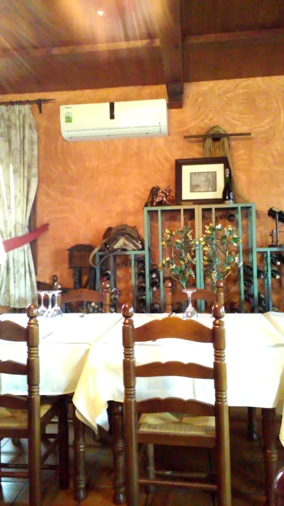 El Labrador restaurant in Lucillos