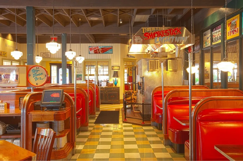 Lucille's Smokehouse Bar-B-Que_Lucillos_slider_image_1