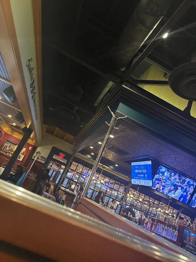 fizzfarm_fermentedfoods Instagram_Lucille's Smokehouse Bar-B-Que_Lucillos_recensione