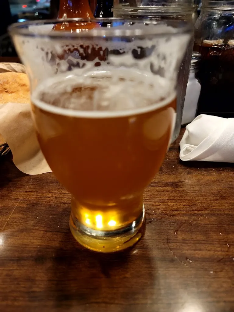 Menu_Lucille's Smokehouse Bar-B-Que_Lucillos_image_5