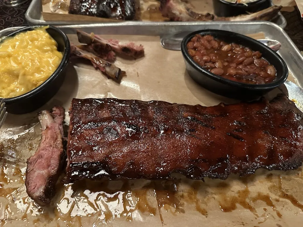 Michael Leffin_Lucille's Smokehouse Bar-B-Que_Lucillos_review