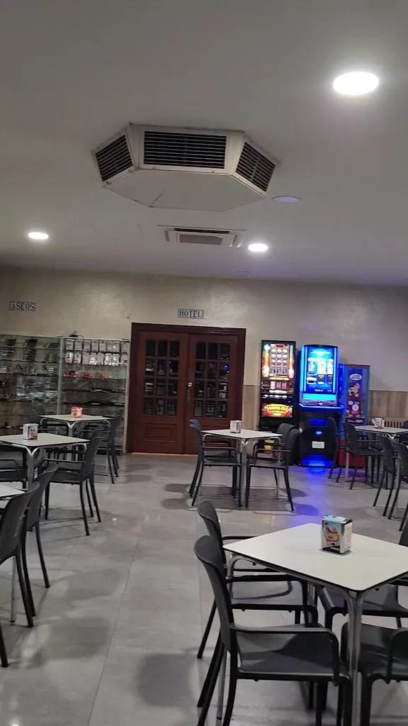 Restaurante SANTA ANA Cafeteria_Madridejos_slider_image_2