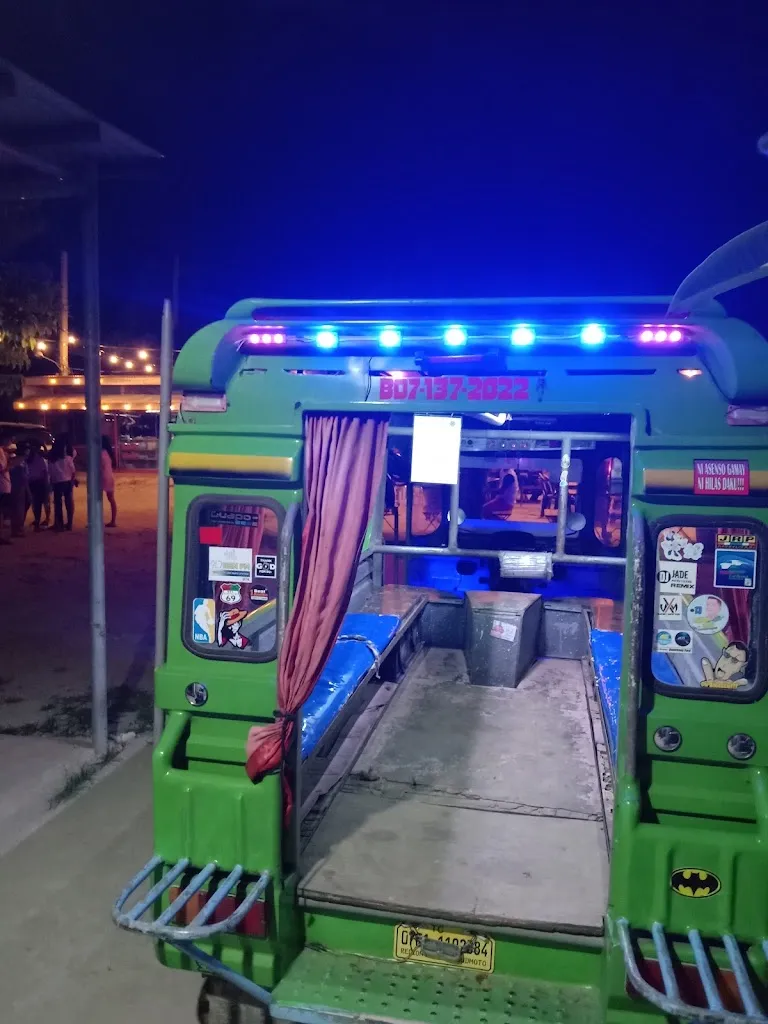 Jade Garcia_TOMGU SQUARE_Madridejos_review