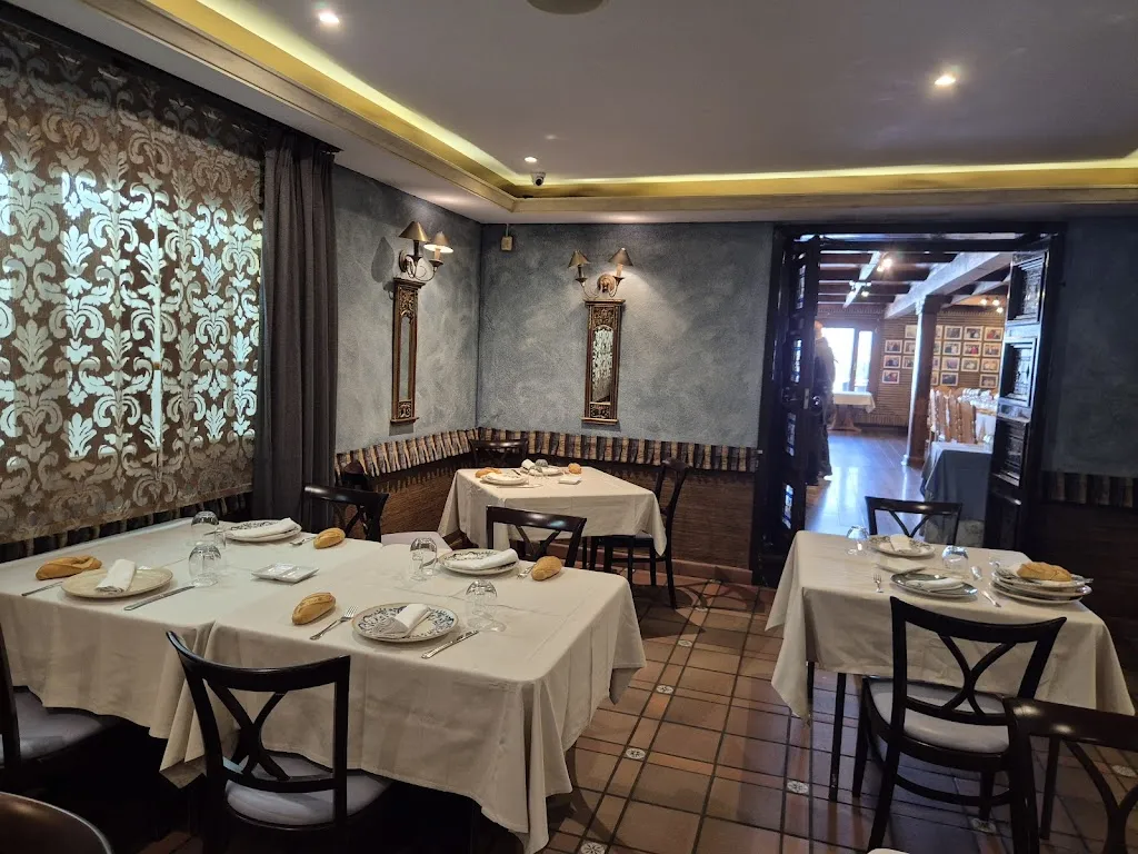 Mesón Castellano Maqueda_Maqueda_slider_image_3