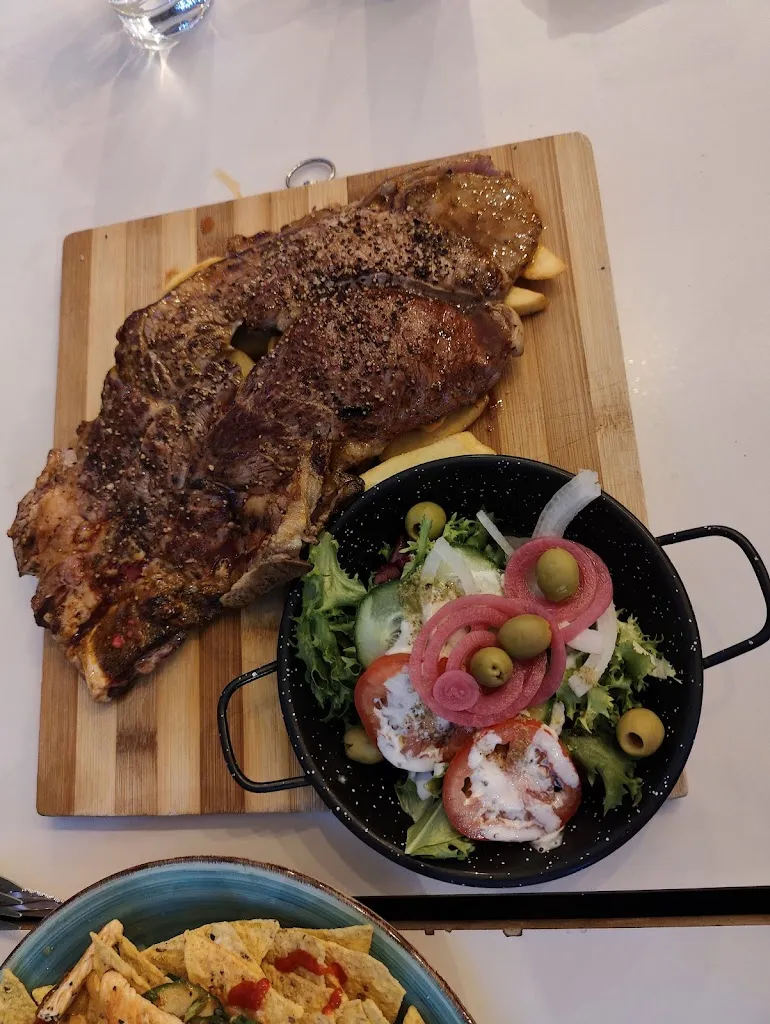 Menu_ALUCHEBLATT BURGER & BAR_Maqueda_image_9