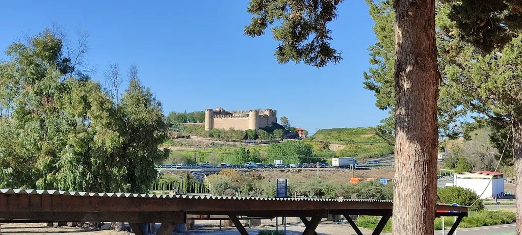 Cafetería Restaurante El Cazador_Maqueda_slider_image_3