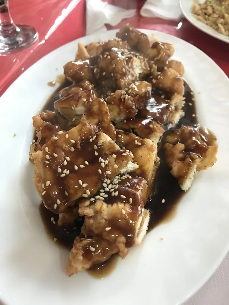 Luz Anamar González de la Rosa_El Rincón del Chifa Peruano_Maqueda_review