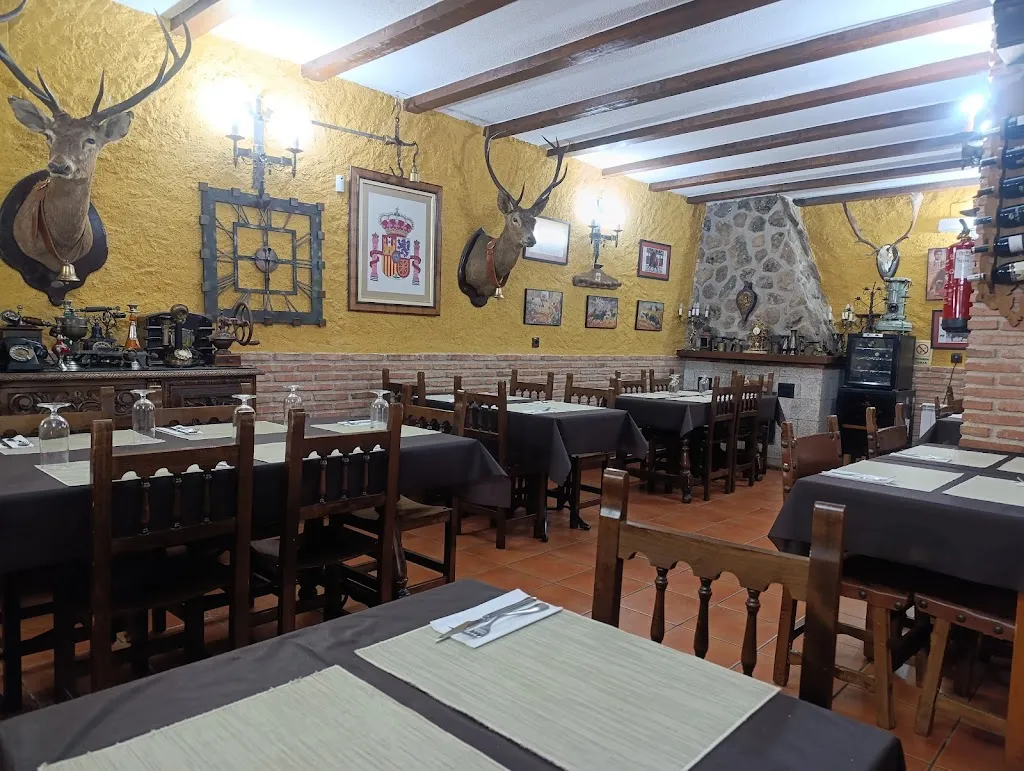 David M.R._Meson El Olivar_Marrupe_review