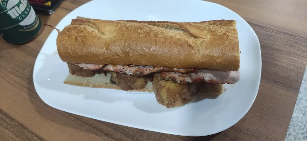 Richard Boesch_Bar Restaurante San Luis_Mascaraque_recensione