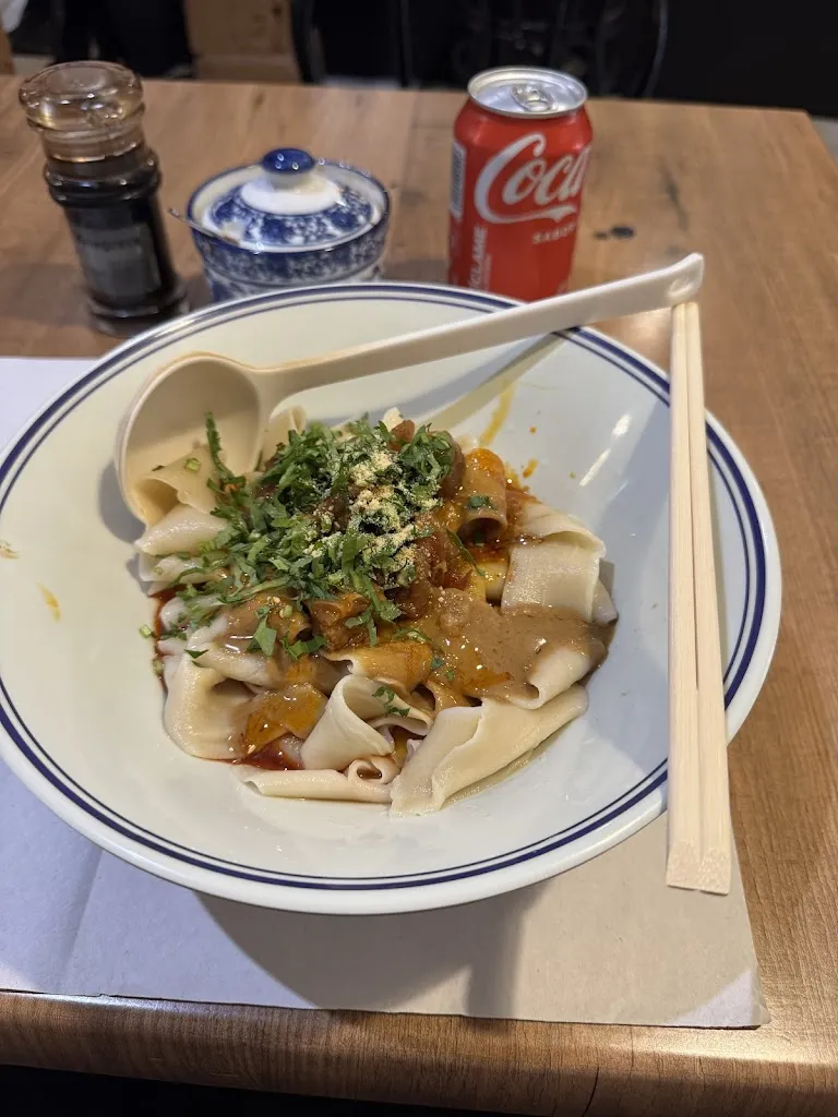 Seán Glennon_Lanzhou beef noodles_Mata La_review