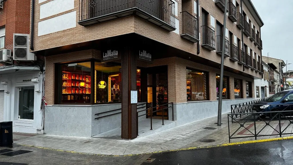 La Mafia se sienta a la mesa restaurant in Illescas