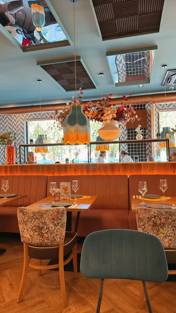 La Mafia se sienta a la mesa_Illescas_slider_image_3