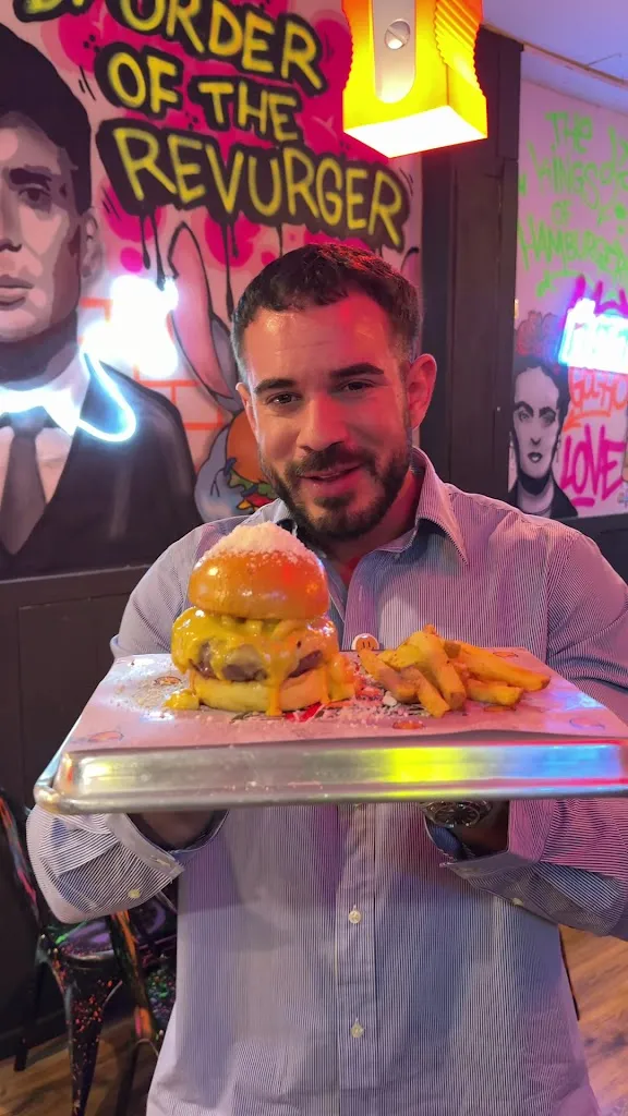 Revurger - Hamburguesería en Illescas_Illescas_slider_image_2