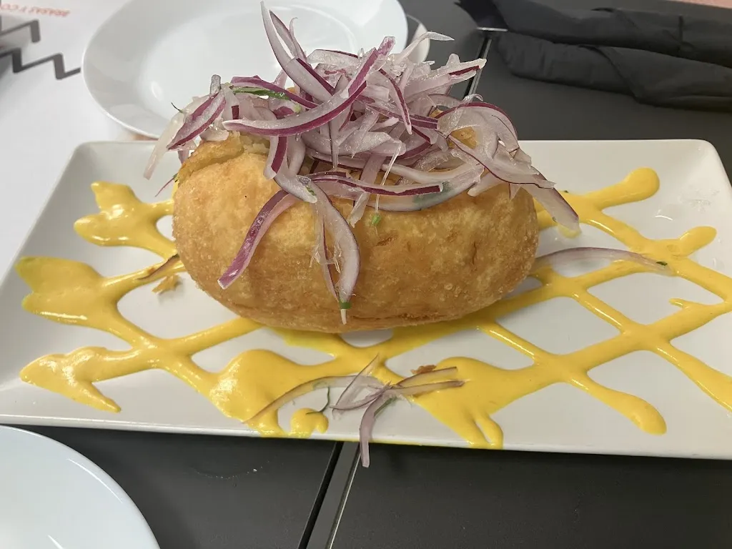 Manuel Jesús López_Maxi Wasi_Illescas_recensione