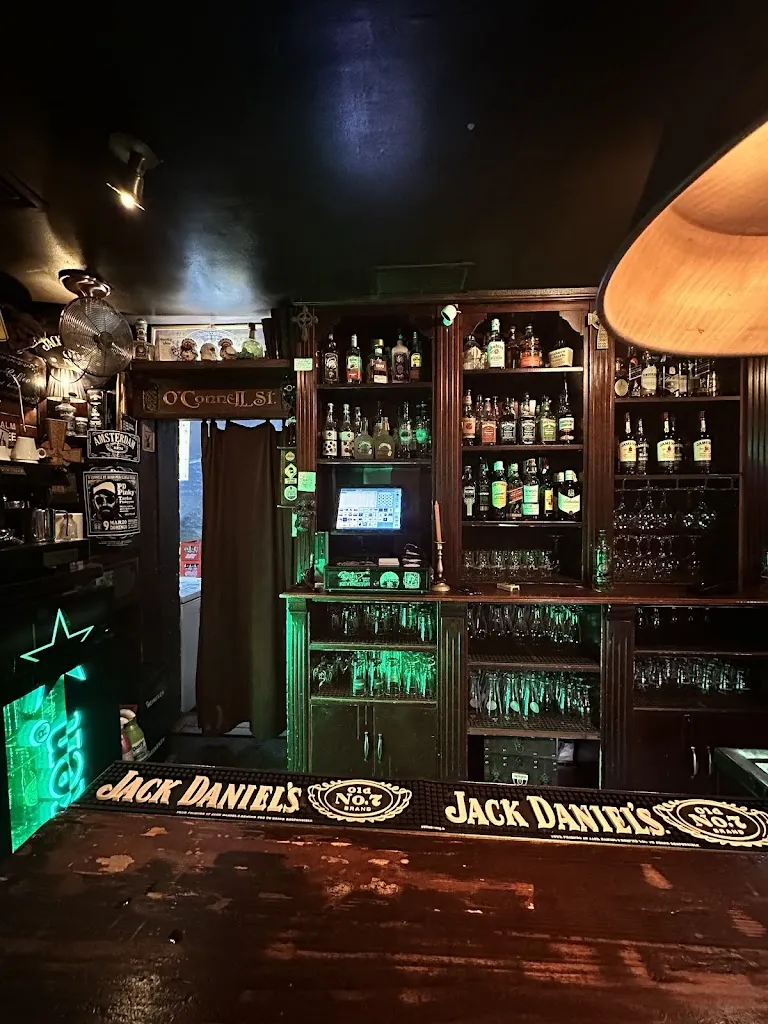 Paco Roales_Pub O Connell. St_Illescas_recensione