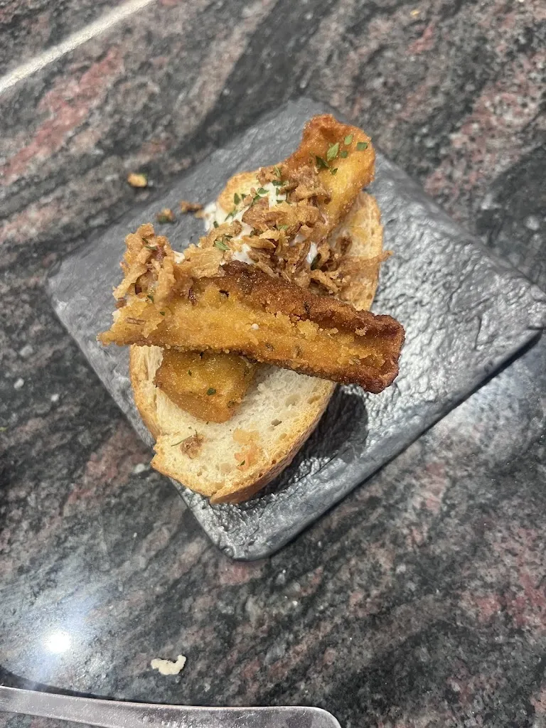 Eli Hurtado_La Palmira_Illescas_review