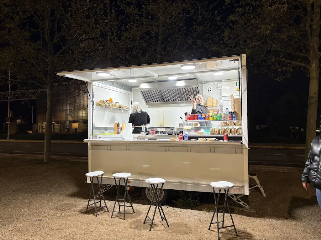 Hamburguesería Illescas | Foodtruck Lion Recinto Ferial_Illescas_slider_image_1