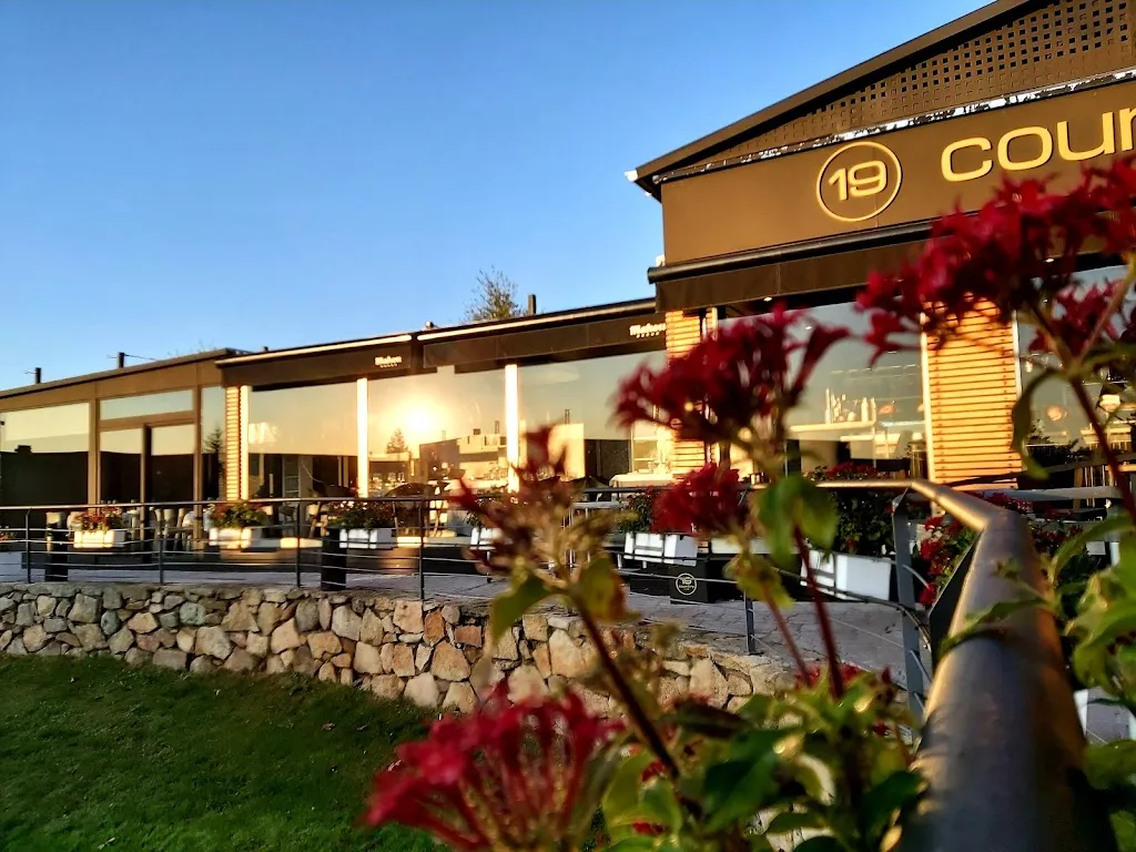 Restaurante - 19 Country Club_Illescas_slider_image_1