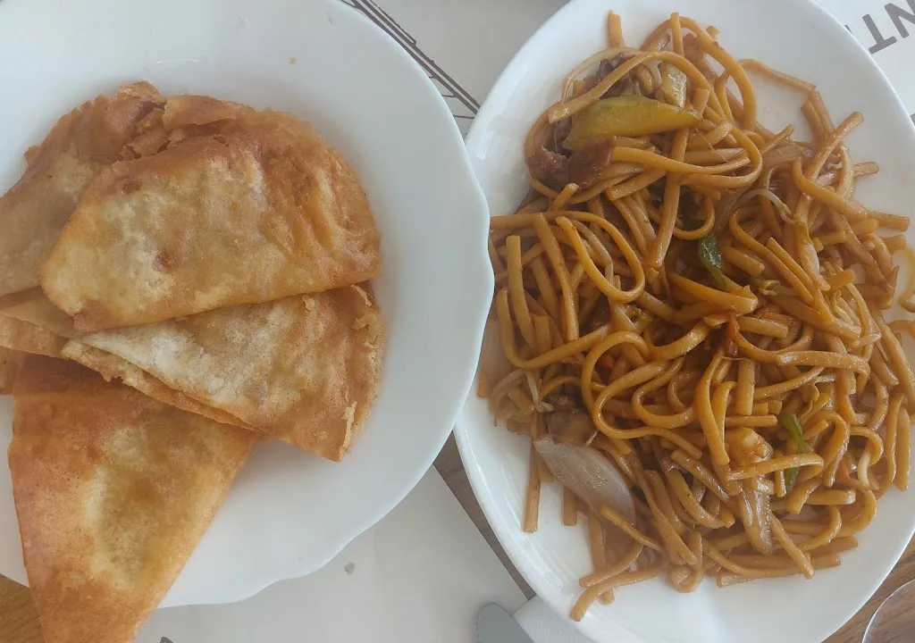 Linh Tran_Restaurante Hong kong_Illescas_review