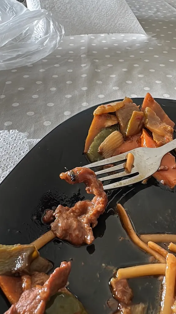 Nuria Igualada Escobar_Restaurante Hong kong_Illescas_review