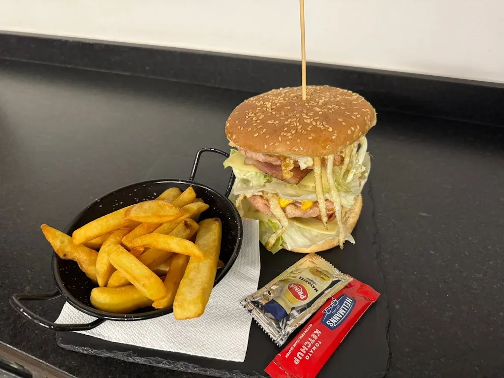 Bar Latas In memory_Huércal-Overa_slider_image_3