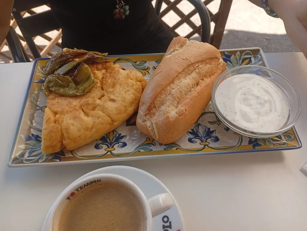 Raquel BDS_Cafetería H7_Illescas_review