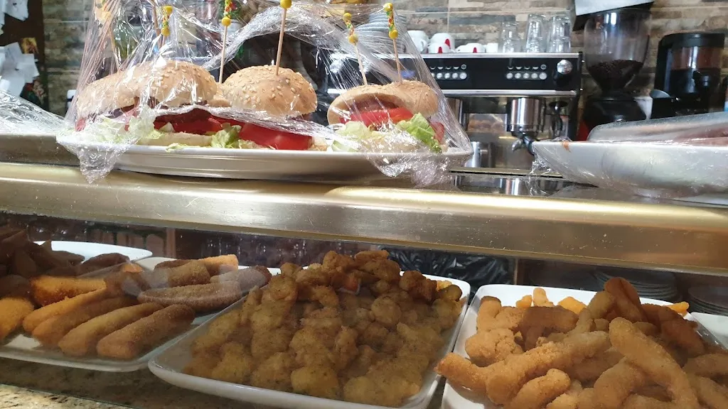 Silvia Campa Andres_Cafetería H7_Illescas_review