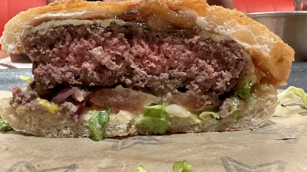 Foster's Hollywood_Illescas_slider_image_3