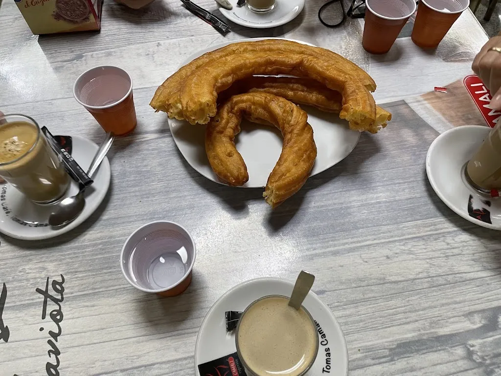 La Gaviota Churrería Chocolatería Asador de Pollos_Illescas_slider_image_2