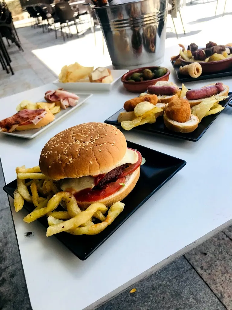 Bar P-Dos_Menasalbas_slider_image_3