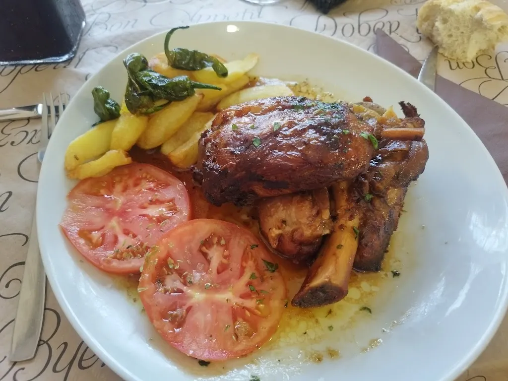 javier robles gutierrez_RESTAURANTE LOS ALMENDROS_Menasalbas_review