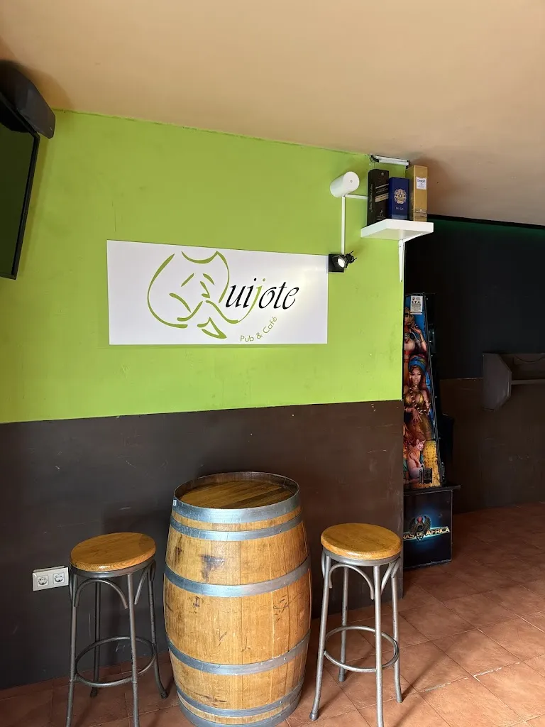 Elvin Vivencias_Quijote Pub Bar_Menasalbas_review