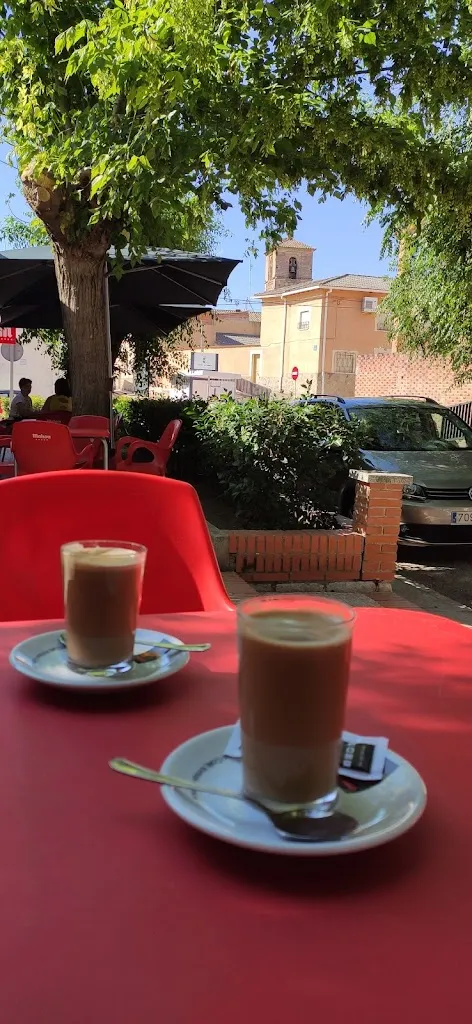 Bar el kiosco_Mesegar de Tajo_slider_image_1