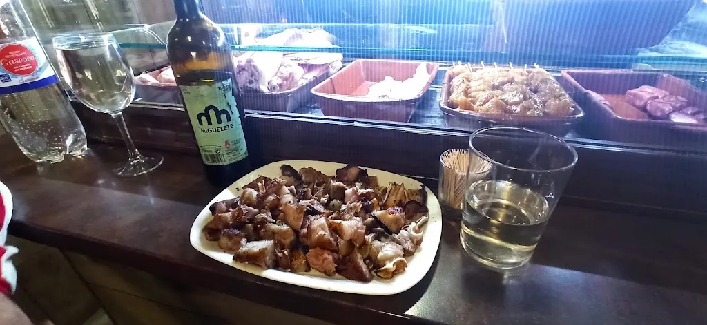 Menu_BAR MARIO Y SERGIO_Miguel Esteban_image_1