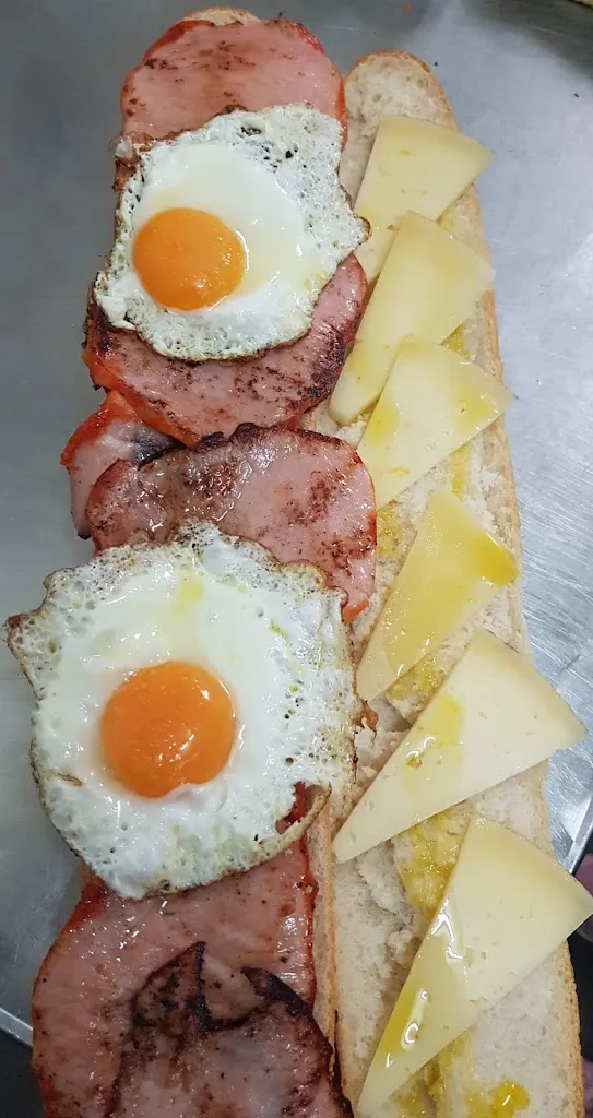 Menu_BAR MARIO Y SERGIO_Miguel Esteban_image_9