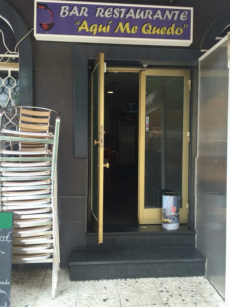Aquí me quedo restaurant in Mejorada