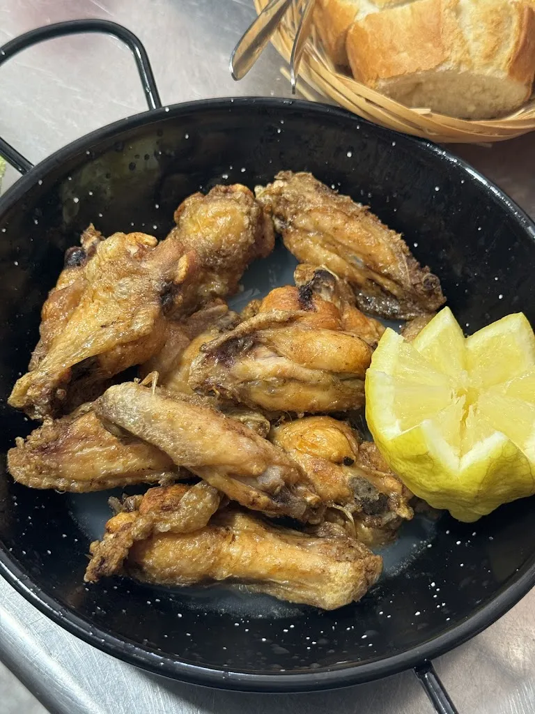 El Bar de Javi restaurant in Mejorada