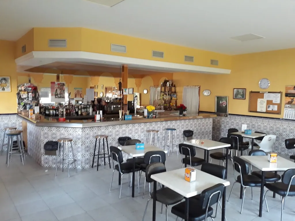 Hogar Del Jubilado restaurant in Mohedas de la Jara