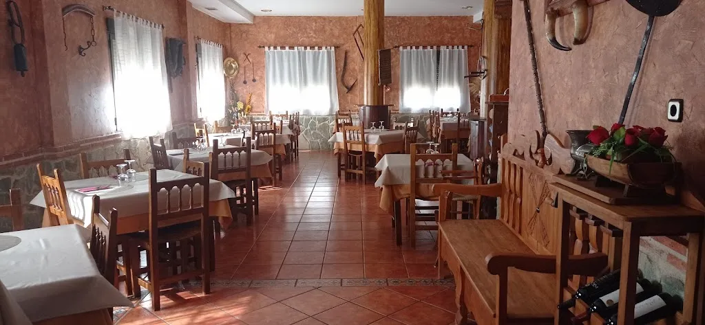 Restaurante La Aldaba restaurant in Montearagón
