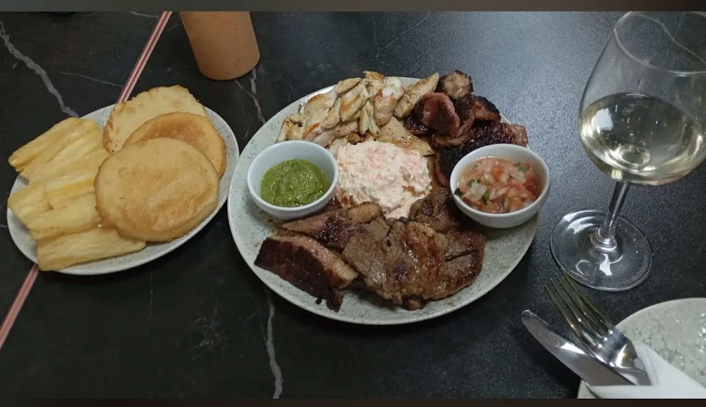 Chichiriviche_Mora_slider_image_3