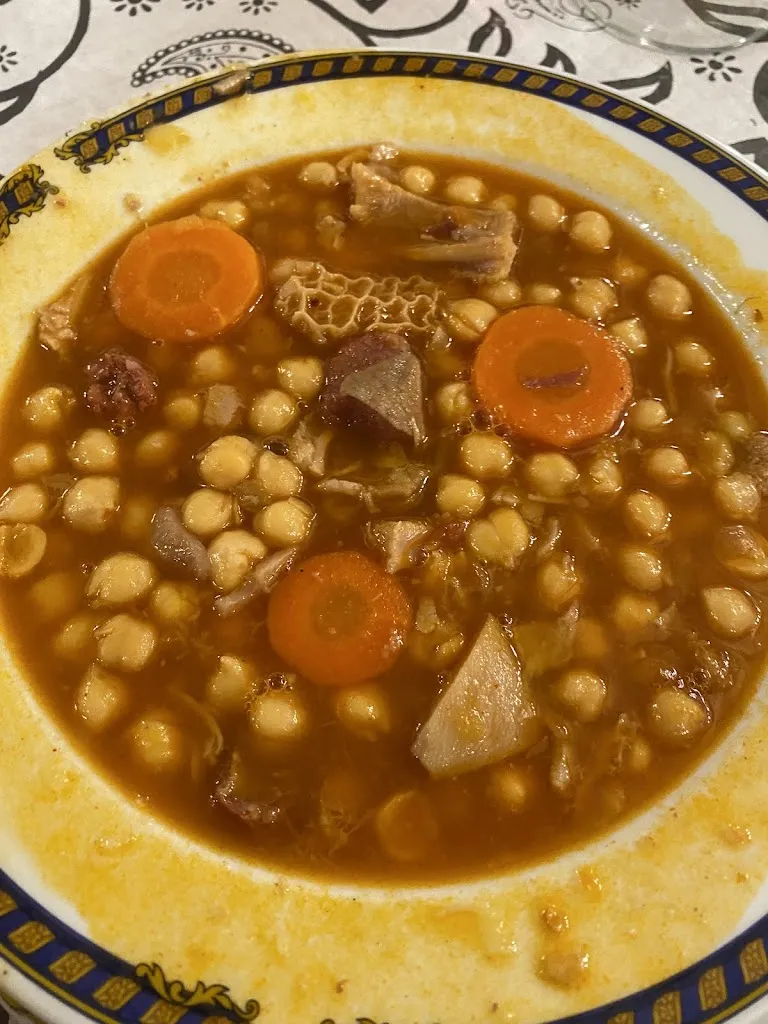 Javier Hernandez_Mesón la Rueda_Nava de Ricomalillo La_review