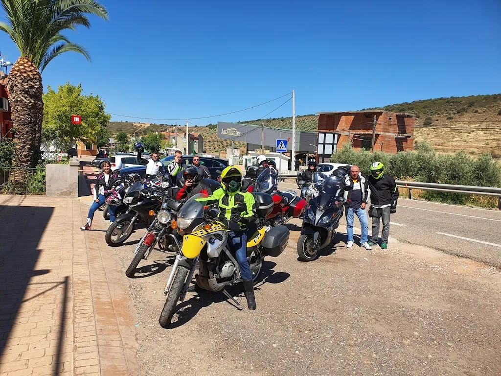 bar cristina_Nava de Ricomalillo La_slider_image_3