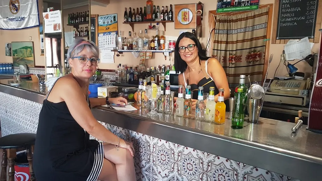 Bar La Chata_Montesclaros_slider_image_3