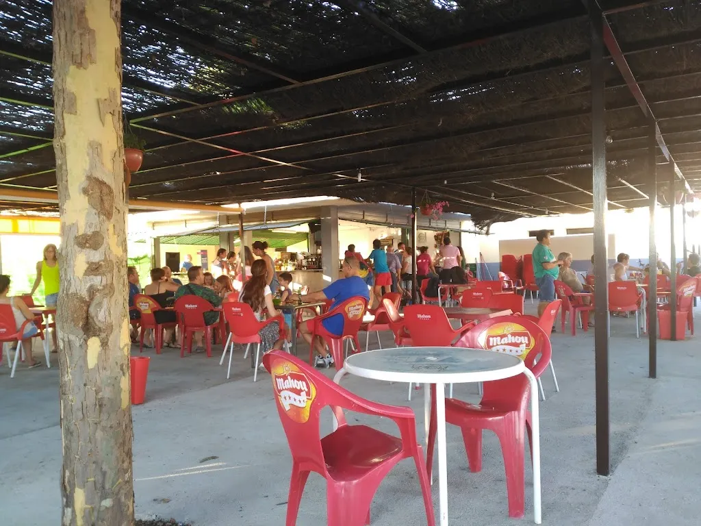 Piscina Pública Municipal de Montesclaros._Montesclaros_slider_image_3
