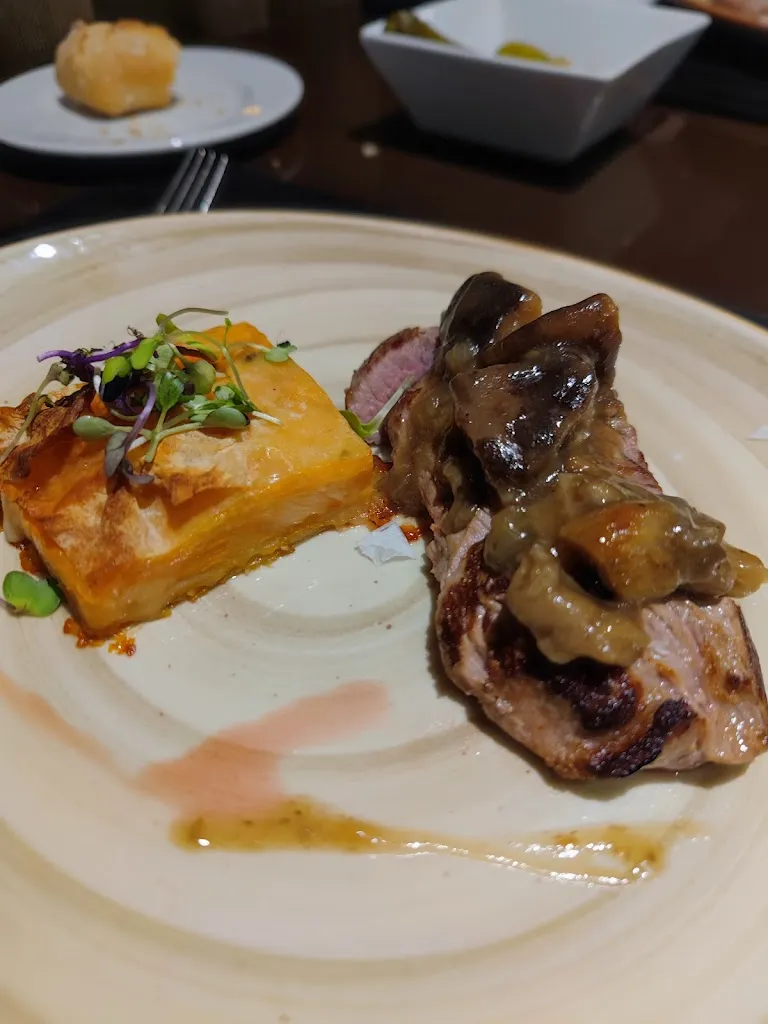 northwest_n0mad_Restaurante El Ventanal_Montesclaros_review