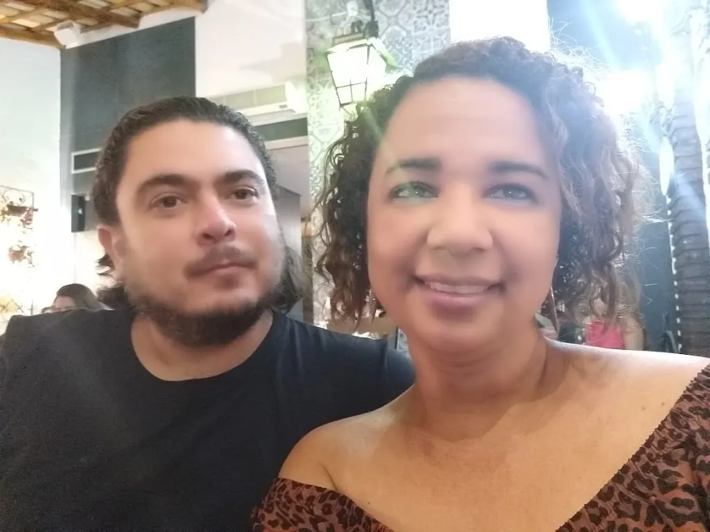 Prof. R. Emiliano A. Braga_BOTTEGA COPPOLA - Restaurante e Pizzaria Italiana_Montesclaros_review